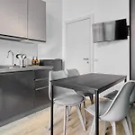 Domusmi Tadino 30 Lägenhet